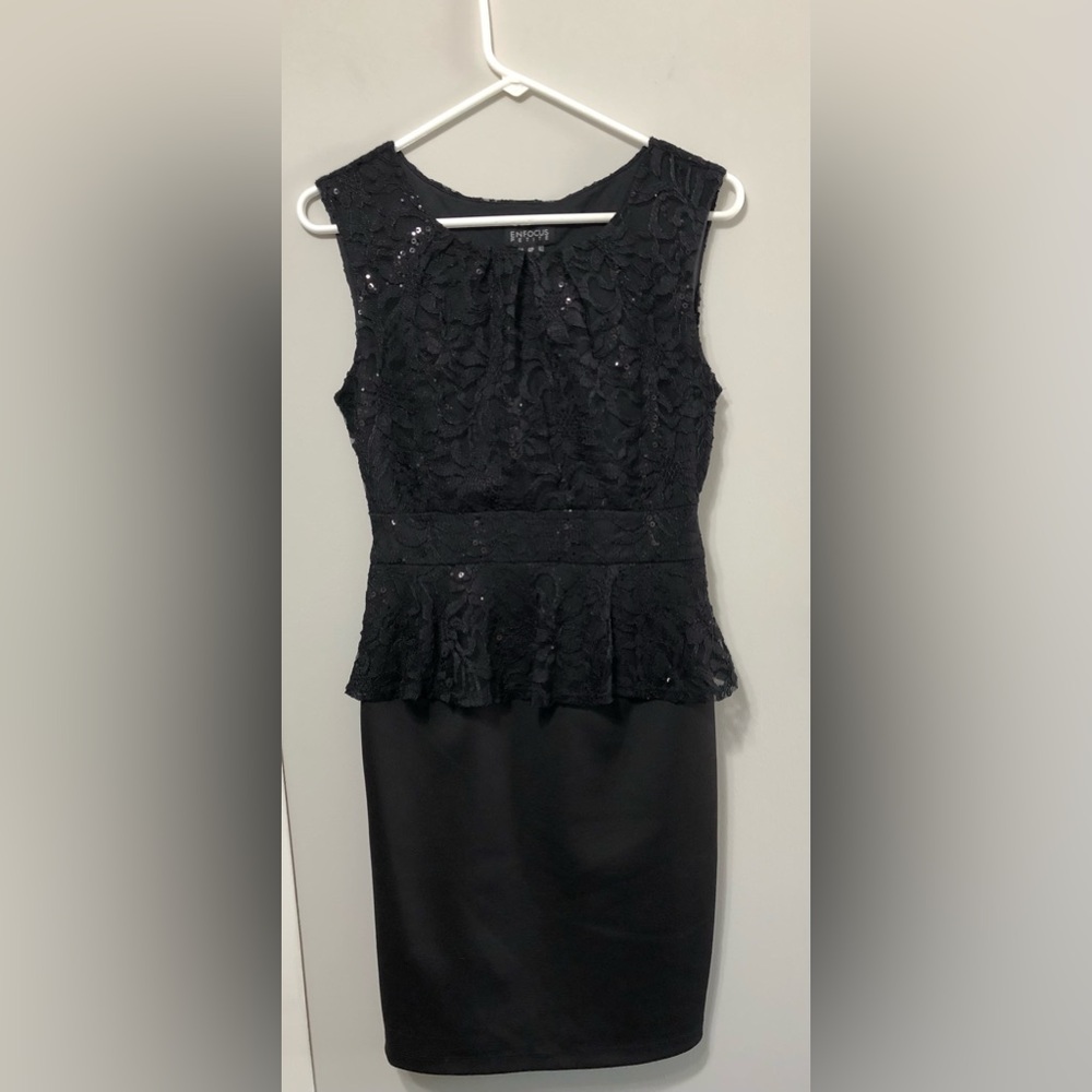 En Focus Petite Black Sleeveless Dress size 4.